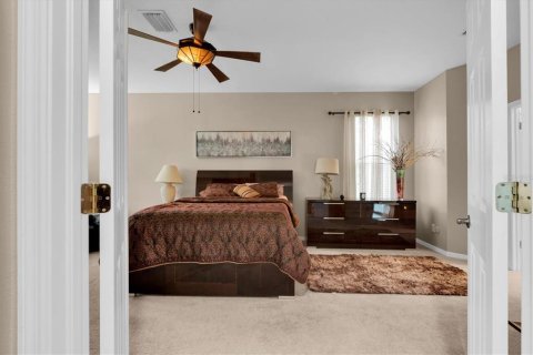 House in Tampa, Florida 4 bedrooms, 320.98 sq.m. № 2321021 - photo 22