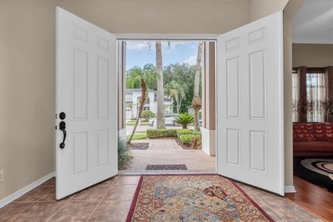 House in Tampa, Florida 4 bedrooms, 320.98 sq.m. № 2321021 - photo 7