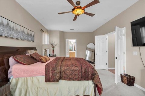 House in Tampa, Florida 4 bedrooms, 320.98 sq.m. № 2321021 - photo 26