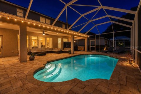 House in Tampa, Florida 4 bedrooms, 320.98 sq.m. № 2321021 - photo 2