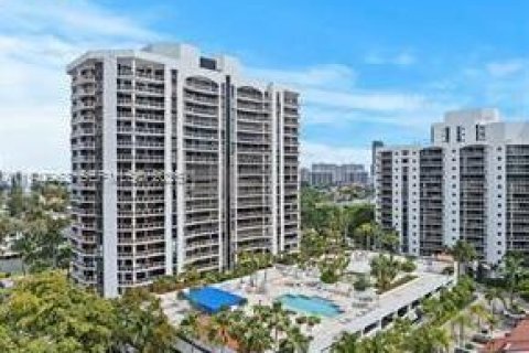 Copropriété à louer à Aventura, Floride: 2 chambres, 147.71 m2 № 2086196 - photo 22