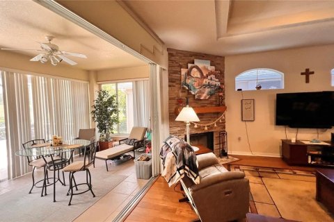 Casa en venta en Spring Hill, Florida, 3 dormitorios, 182.46 m2 № 2217369 - foto 12