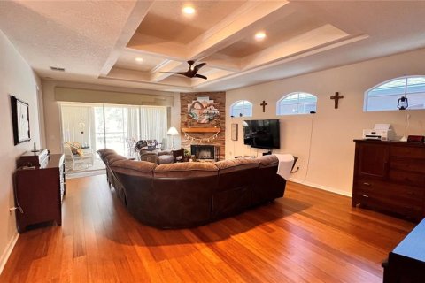 Casa en venta en Spring Hill, Florida, 3 dormitorios, 182.46 m2 № 2217369 - foto 2