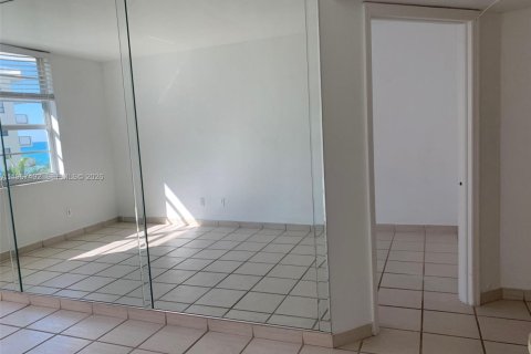 Copropriété à louer à Miami Beach, Floride: 1 chambre, 50.63 m2 № 2011332 - photo 19