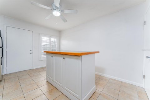 Touwnhouse à vendre à Tampa, Floride: 2 chambres, 96.99 m2 № 1899681 - photo 13