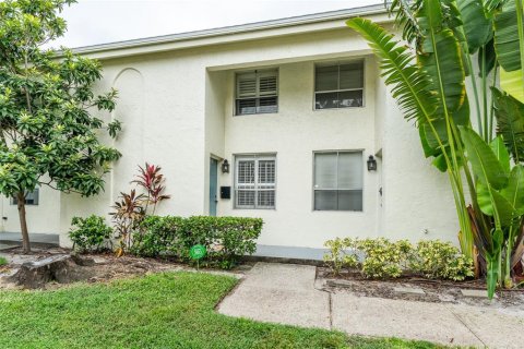 Touwnhouse à vendre à Tampa, Floride: 2 chambres, 96.99 m2 № 1899681 - photo 27