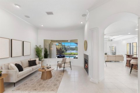 Villa ou maison à vendre à Lakewood Ranch, Floride: 3 chambres, 272.02 m2 № 1899253 - photo 11