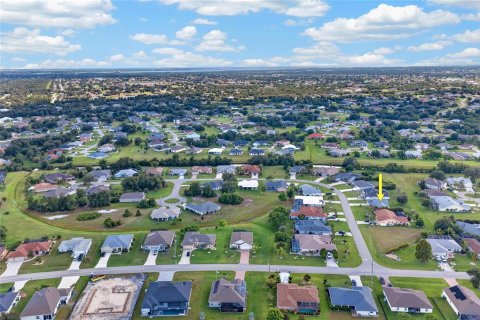 Villa ou maison à vendre à Punta Gorda, Floride: 3 chambres, 141.58 m2 № 2360911 - photo 2