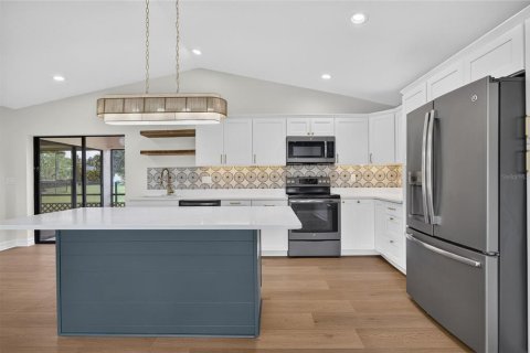 Villa ou maison à vendre à Punta Gorda, Floride: 3 chambres, 141.58 m2 № 2360911 - photo 9