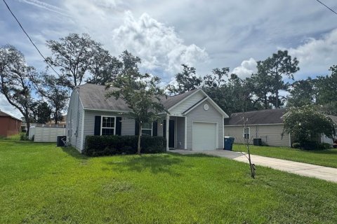 Casa en alquiler en Spring Hill, Florida, 3 dormitorios, 140.1 m2 № 1910633 - foto 5
