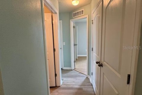 Casa en alquiler en Spring Hill, Florida, 3 dormitorios, 140.1 m2 № 1910633 - foto 14