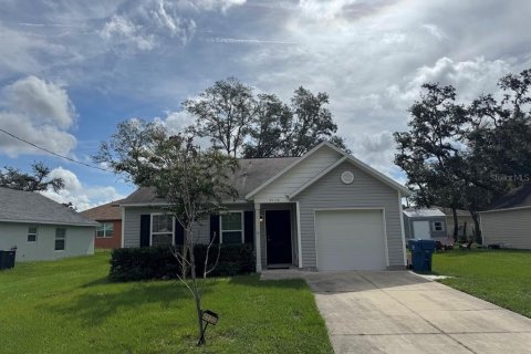 Casa en alquiler en Spring Hill, Florida, 3 dormitorios, 140.1 m2 № 1910633 - foto 1