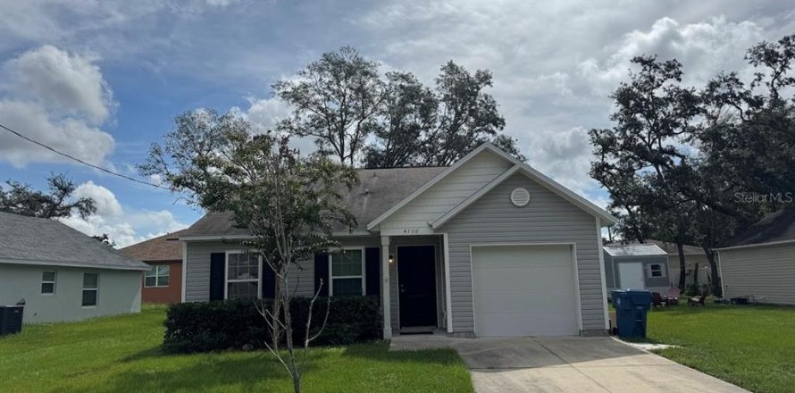 Casa en Spring Hill, Florida 3 dormitorios, 140.1 m2 № 1910633