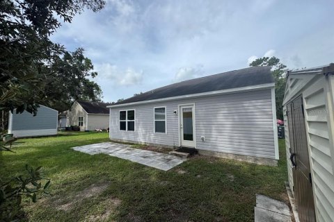 Casa en alquiler en Spring Hill, Florida, 3 dormitorios, 140.1 m2 № 1910633 - foto 3