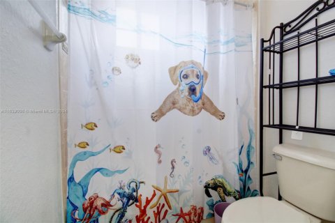 Adosado en venta en Tamarac, Florida, 2 dormitorios, 132.66 m2 № 1993356 - foto 9