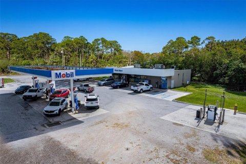Propiedad comercial en venta en St. Lucie, Florida № 1811228 - foto 6