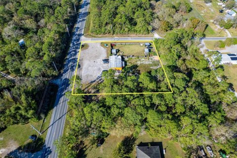Propiedad comercial en venta en St. Lucie, Florida № 1811228 - foto 4