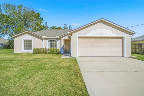 Casa en Palm Coast, Florida 4 dormitorios, 152.36 m2 № 2136095
