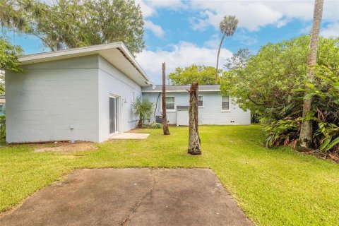 House in Daytona Beach, Florida 3 bedrooms, 142.51 sq.m. № 1879619 - photo 27