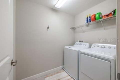 Townhouse in Wesley Chapel, Florida 4 bedrooms, 209.12 sq.m. № 1785087 - photo 19
