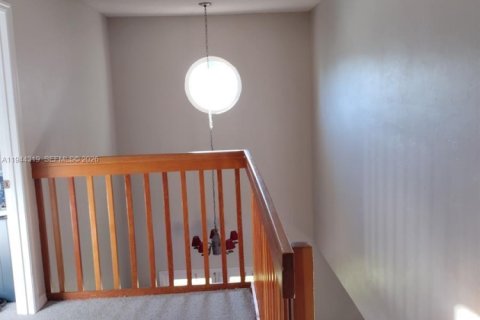 Casa en venta en Davie, Florida, 4 dormitorios, 224.64 m2 № 2001032 - foto 13