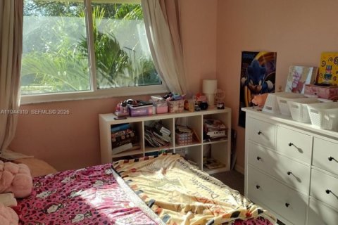 Casa en venta en Davie, Florida, 4 dormitorios, 224.64 m2 № 2001032 - foto 16