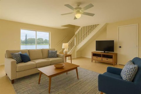 Touwnhouse à vendre à Orlando, Floride: 2 chambres, 117.06 m2 № 1904028 - photo 11