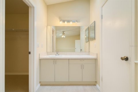Touwnhouse à vendre à Orlando, Floride: 2 chambres, 117.06 m2 № 1904028 - photo 16