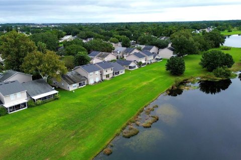 Touwnhouse à vendre à Orlando, Floride: 2 chambres, 117.06 m2 № 1904028 - photo 4