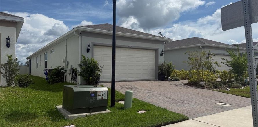 Casa en Kissimmee, Florida 3 dormitorios, 144.83 m2 № 1918562