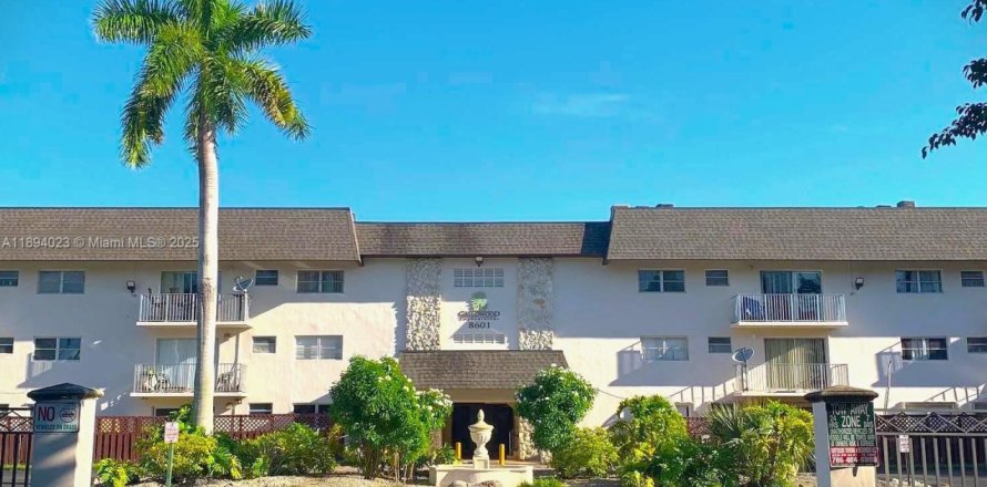 Condo à Miami, Floride, 2 chambres  № 1945862