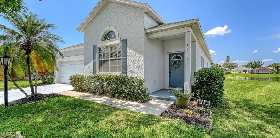 Casa en Lakewood Ranch, Florida 4 dormitorios, 182 m2 № 1679448
