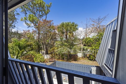 Townhouse in Stuart, Florida 2 bedrooms, 130.06 sq.m. № 2154688 - photo 21