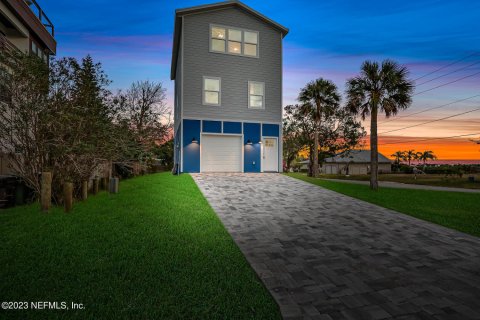 Casa en venta en Saint Augustine, Florida, 4 dormitorios, 176.51 m2 № 848759 - foto 1