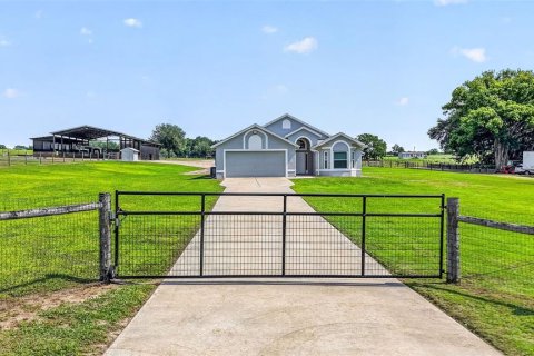 Villa ou maison à vendre à Weirsdale, Floride: 3 chambres, 135.45 m2 № 2283951 - photo 2
