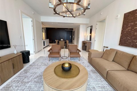 Condo in Miami, Florida, 2 bedrooms  № 1888959 - photo 16