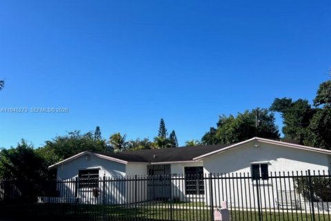 Villa ou maison à Miami, Floride 3 chambres, 198.25 m2 № 2003180