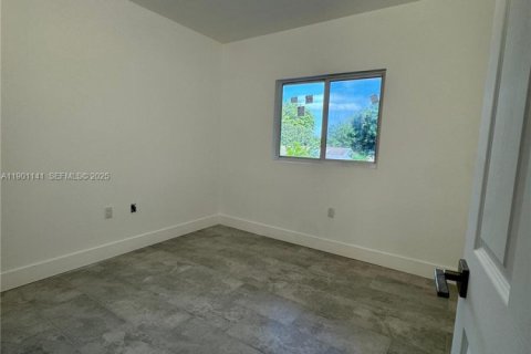 Apartment in Miami, Florida 3 bedrooms, 92.34 sq.m. № 1951841 - photo 9