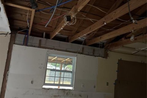 Casa en venta en Orlando, Florida, 3 dormitorios, 156.26 m2 № 1905511 - foto 3