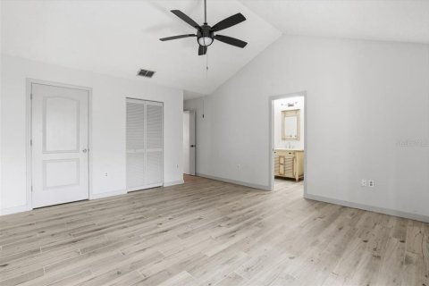 Villa ou maison à vendre à Bradenton, Floride: 3 chambres, 137.96 m2 № 2147634 - photo 20