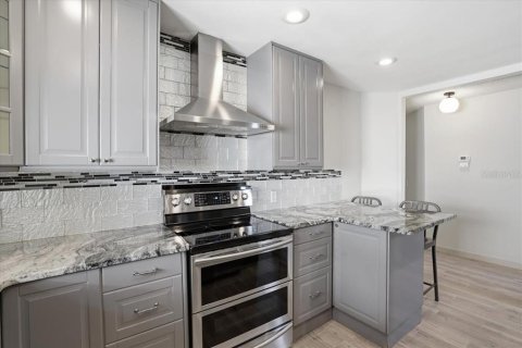 Villa ou maison à vendre à Bradenton, Floride: 3 chambres, 137.96 m2 № 2147634 - photo 15
