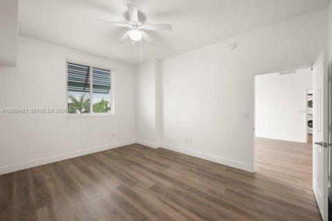 Copropriété à vendre à Plantation, Floride: 2 chambres, 103.77 m2 № 2089554 - photo 13