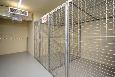 Copropriété à vendre à Plantation, Floride: 2 chambres, 103.77 m2 № 2089554 - photo 15