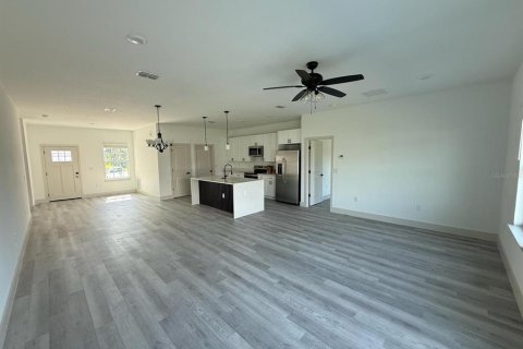Casa en venta en Ocala, Florida, 4 dormitorios, 175.68 m2 № 1873212 - foto 4