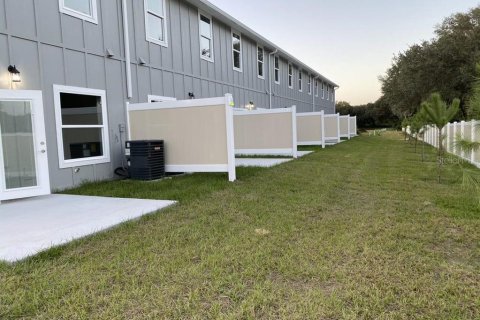 Townhouse in Bartow, Florida 3 bedrooms, 141.3 sq.m. № 1724375 - photo 17