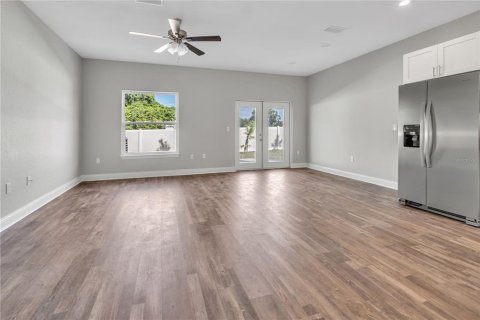 Townhouse in Bartow, Florida 3 bedrooms, 141.3 sq.m. № 1724375 - photo 4