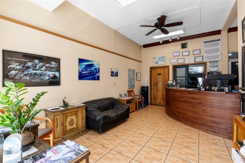 Immobilier commercial à vendre à Miami, Floride № 2081705 - photo 5