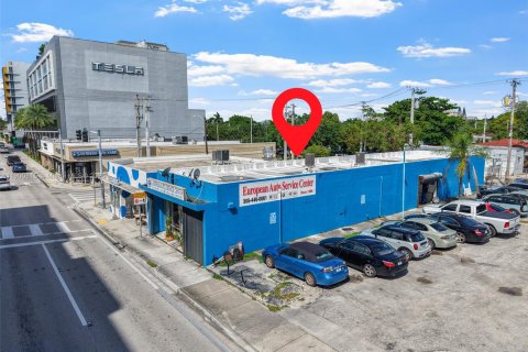 Immobilier commercial à Miami, Floride № 2081705