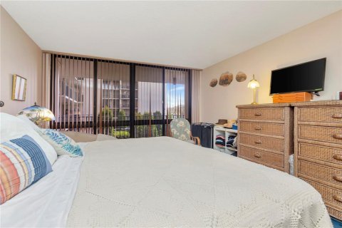 Condo in Tampa, Florida, 2 bedrooms  № 2211177 - photo 19