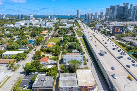 Купить коммерческую недвижимость в Майами, Флорида № 2046264 - фото 22